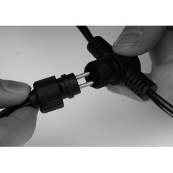 Przykład połączeń w instalacji 12 volt plug&play